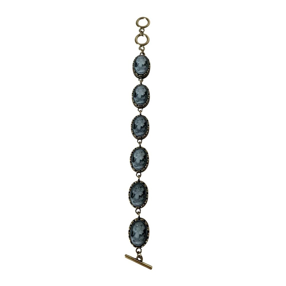Blue Cameo Bracelet Antique Bronze Tone Toggle Clasp 8.5” Fits 7.5” Wrist - Picture 3 of 6